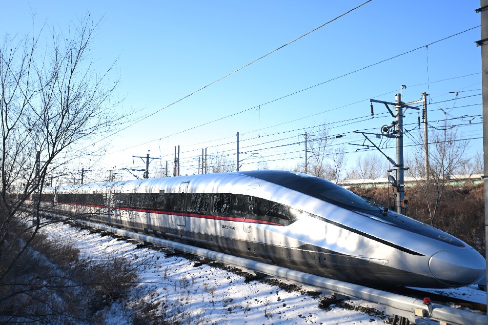 鐵路投資8506億元創(chuàng)歷史最高紀(jì)錄 全國鐵路營業(yè)里程達到16.2萬公里