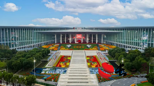 零碳進(jìn)博 綠色展覽 中勵(lì)展覽助力進(jìn)博會(huì)搭建可持續(xù)發(fā)展戰(zhàn)略