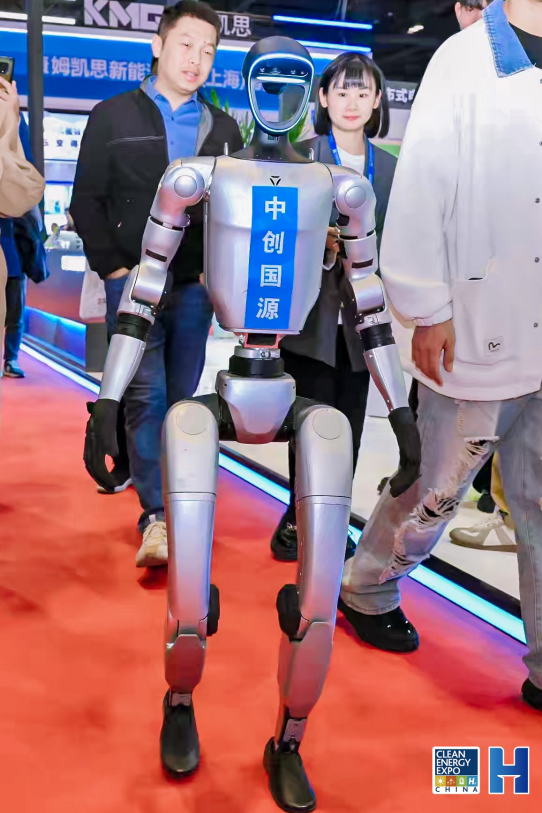 CEEC 2025聚焦能源新質(zhì)生產(chǎn)力 助力“雙碳”目標(biāo)加速落地(圖9)