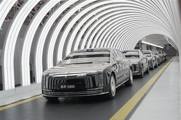 19天大定破5000臺 尊界S800批量投產(chǎn):國產(chǎn)百萬豪車交付近了(圖1) 19天大定破5000臺 尊界S800批量投產(chǎn):國產(chǎn)百萬豪車交付近了(圖1)