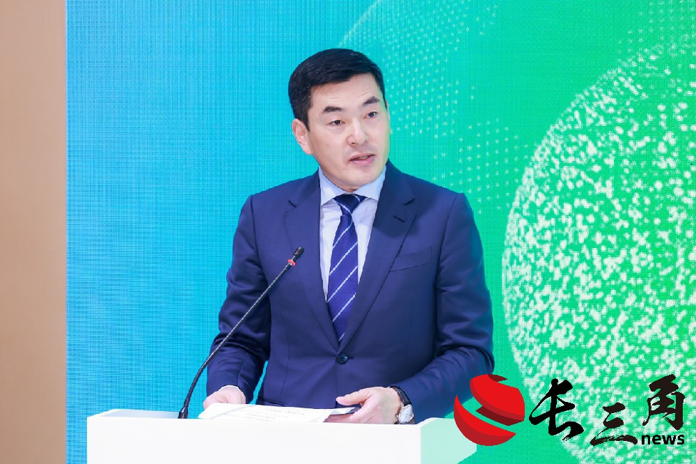 聚焦鏈博會：伊利首發(fā)供應(yīng)鏈可持續(xù)發(fā)展報告廣受好評(圖1)