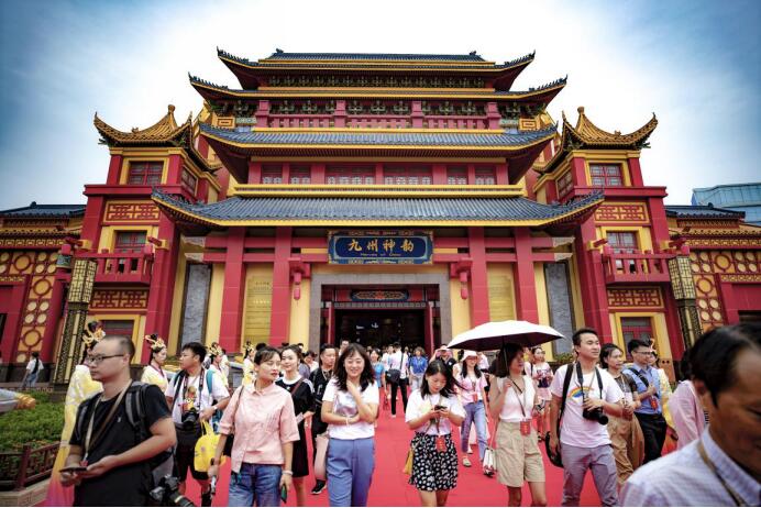 打造全新文旅標(biāo)桿 荊州方特東方神畫9月12日開園(圖2) 打造全新文旅標(biāo)桿 荊州方特東方神畫9月12日開園(圖2)