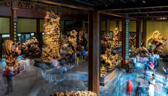 威尼斯電影節(jié)“聚焦中國”活動展示精美開化根雕藝術(shù)(圖3)