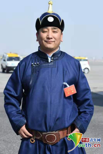 全國人大代表吳云波：用電商直播讓農(nóng)民過上好日子(圖2)