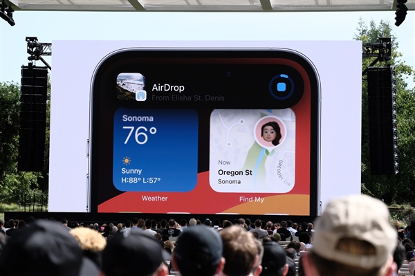 iOS 17正式發(fā)布！全新來電海報(bào)、橫屏待機(jī)模式驚艷了(圖4)