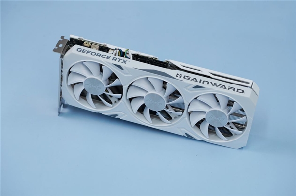 純白外殼淡雅清新！耕升RTX 4060 Ti踏雪顯卡圖賞(圖6)