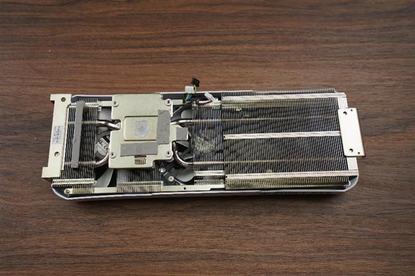 冉冉新星！耕升GeForce RTX 4060 Ti星極皓月OC+DLSS 3助力1080P光追極致體驗(yàn)！(圖16)